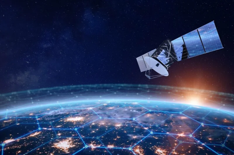 UK armed forces aims for secure comms via optical satellite links