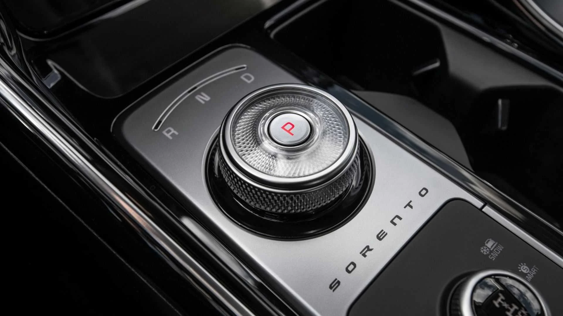 Close-up shot of the gear selector in a 2025 Kia Sorento Hybrid.