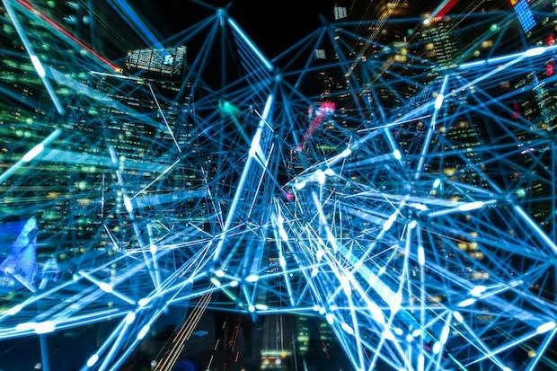 Dealing with Distributed Data When Training AI Models