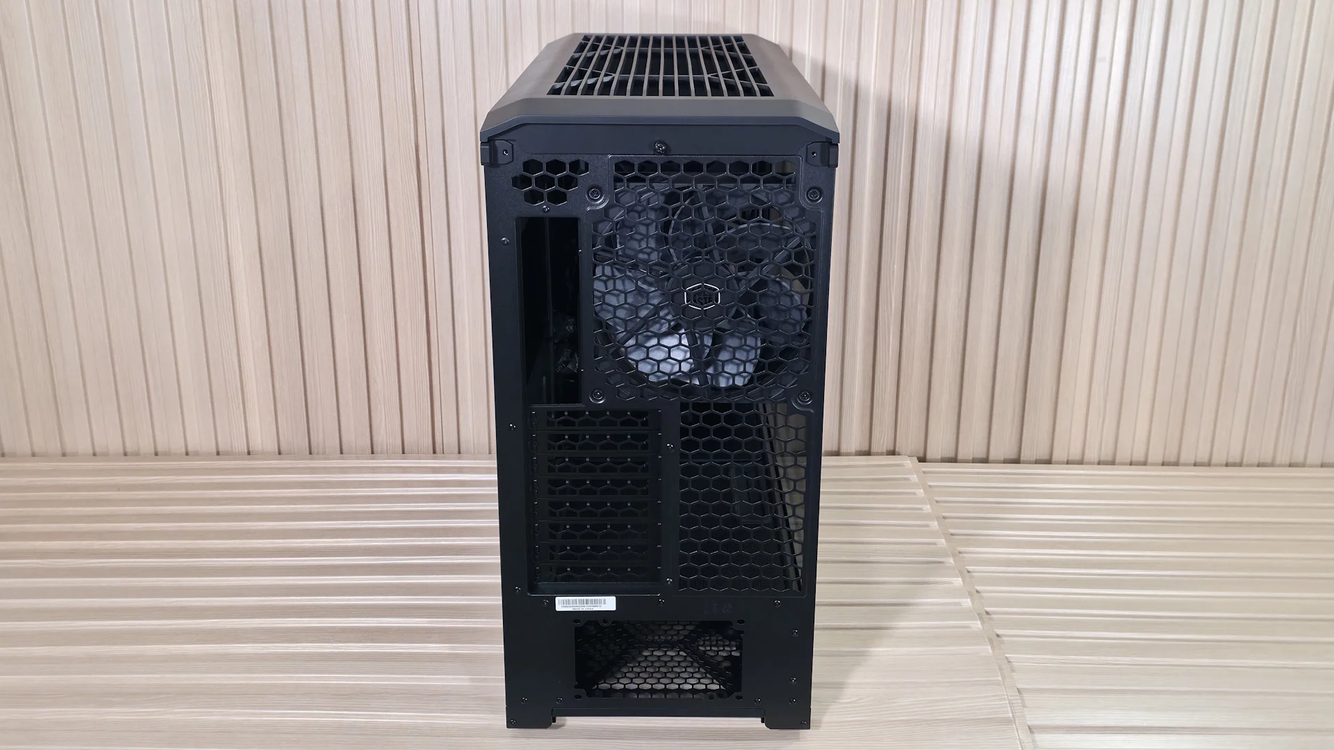 Cooler Master HAF II 500- Case outside