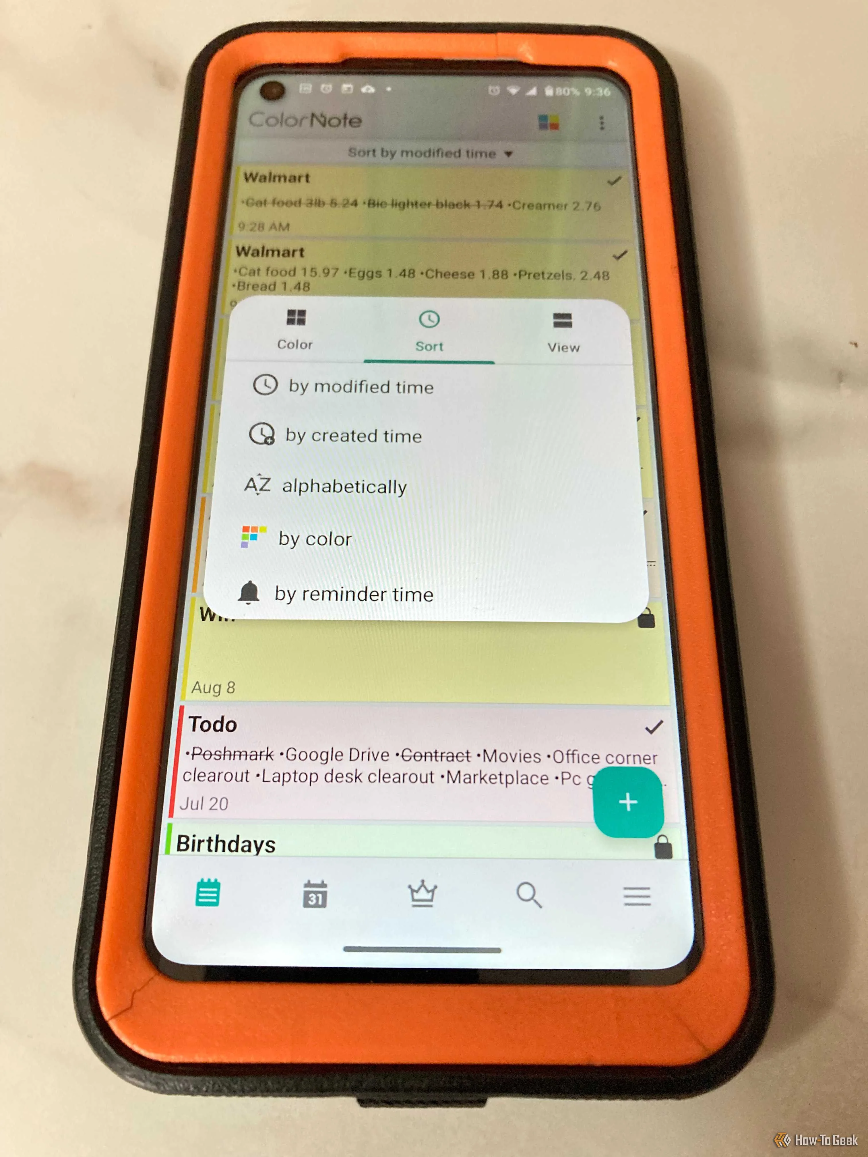 ColorNote app displaying notes and checklists in detailed view along with the sort options window