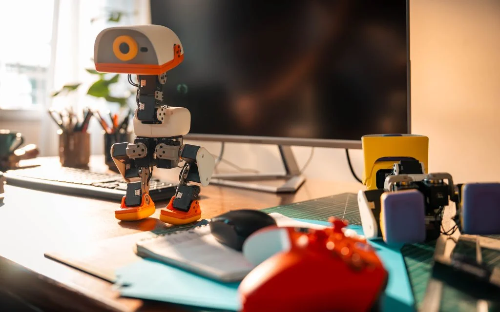 This duck will teach you reinforcement learning — and pick up your socks