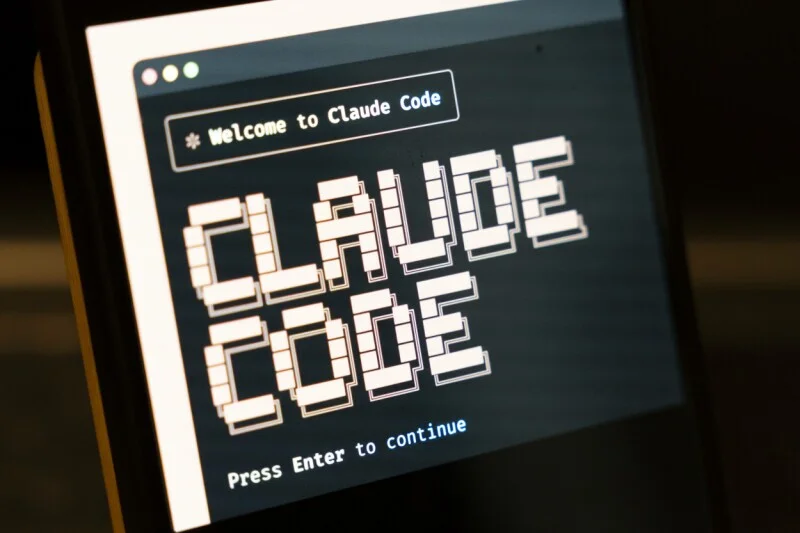 Researcher shows how Claude Code can be tricked simply by asking it to summarize a website