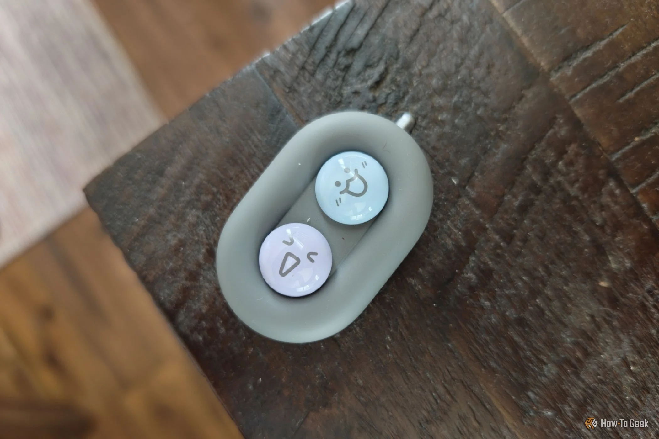 4 weird but useful things you can connect to a phone