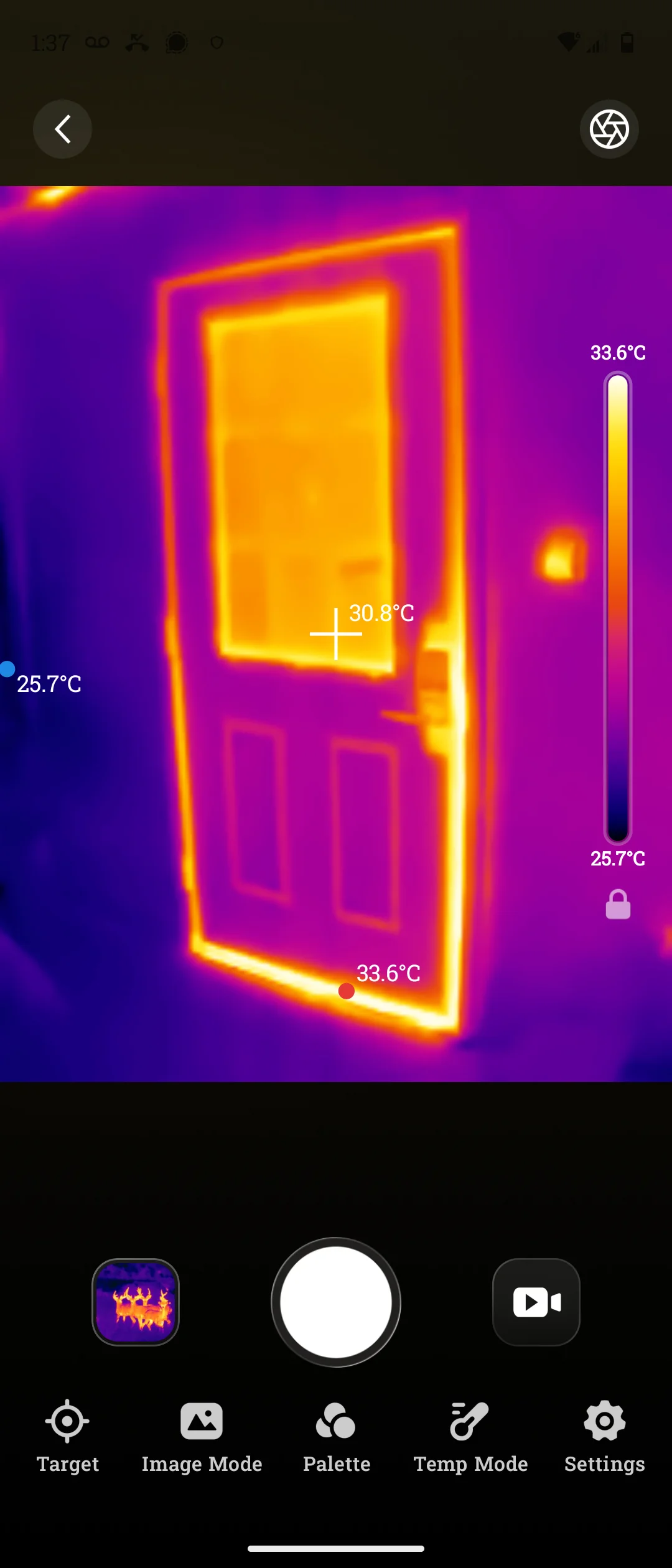 Rision View Android app showing heat around a door.