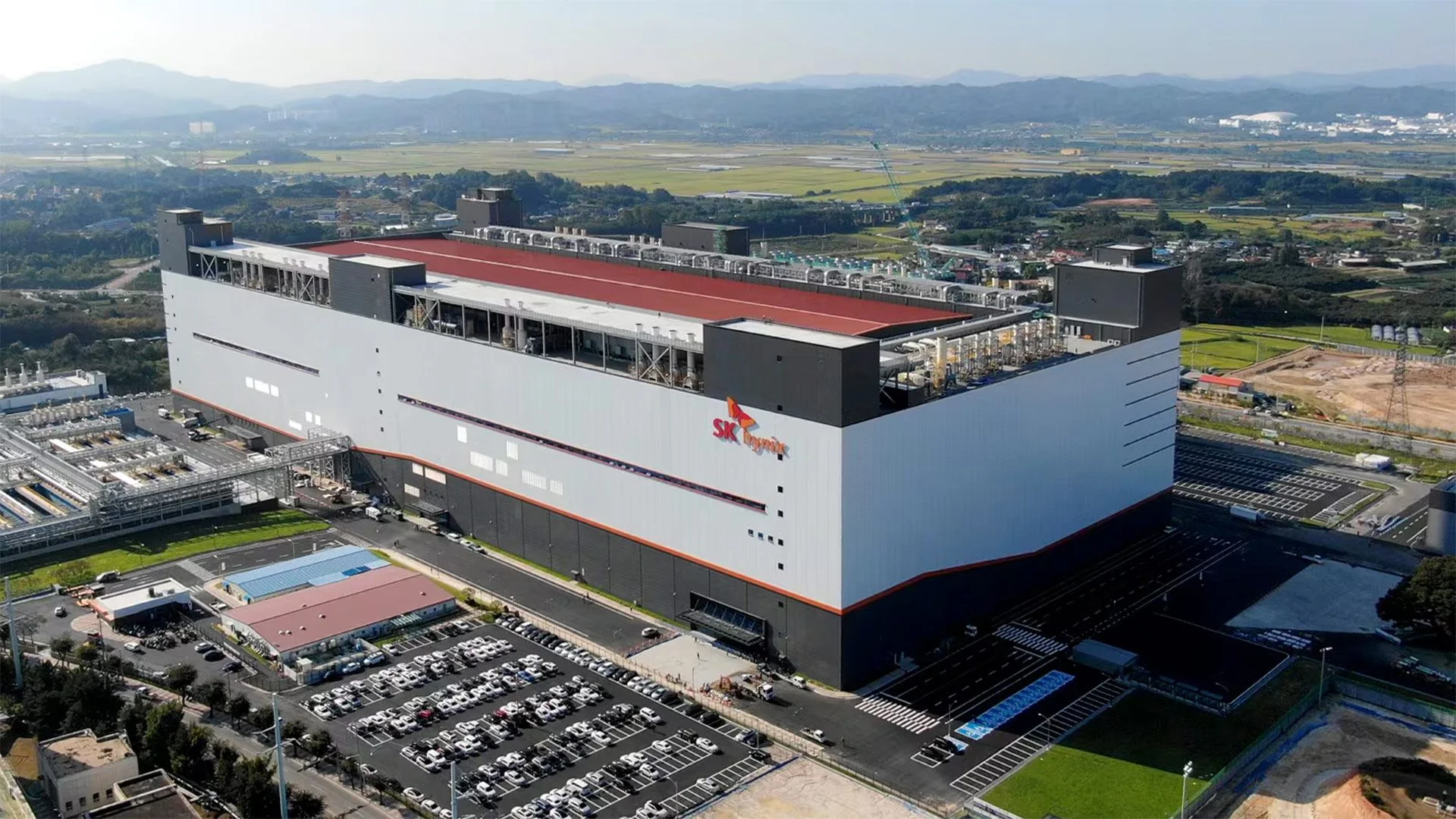 SK hynix reportedly playing hardball with Trump admin over 3D NAND fab