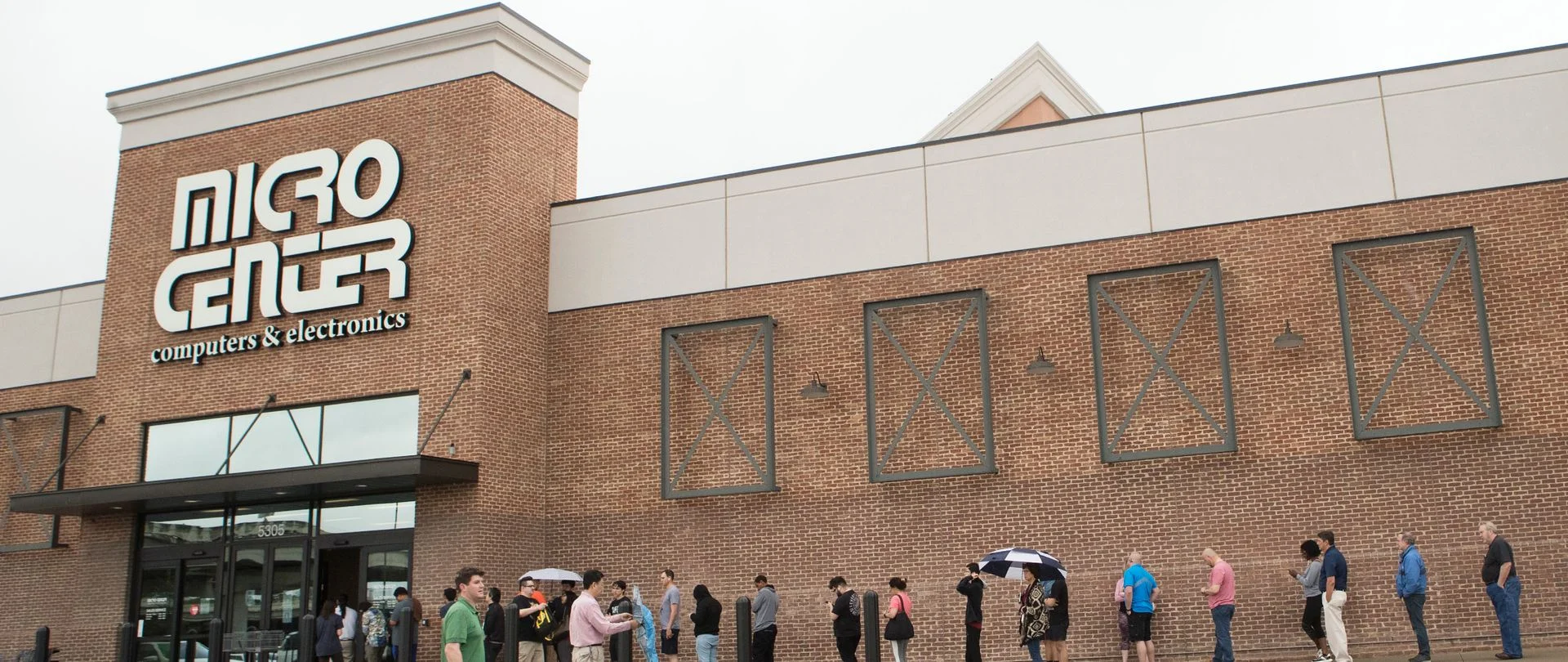 The internet isn’t the best place to find upgrades for your computer — brick-and-mortar stores still reign supreme thanks to bundled deals